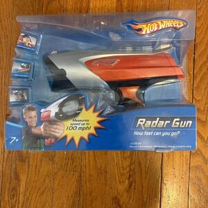 NEW Vintage NOS 2006 Hot Wheels RADAR GUN Digital Readout 100 MPH/KPH SEALED